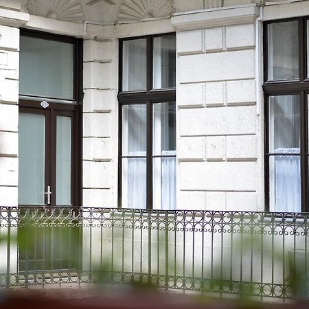 Paris Apartment Budapest Rom bilde